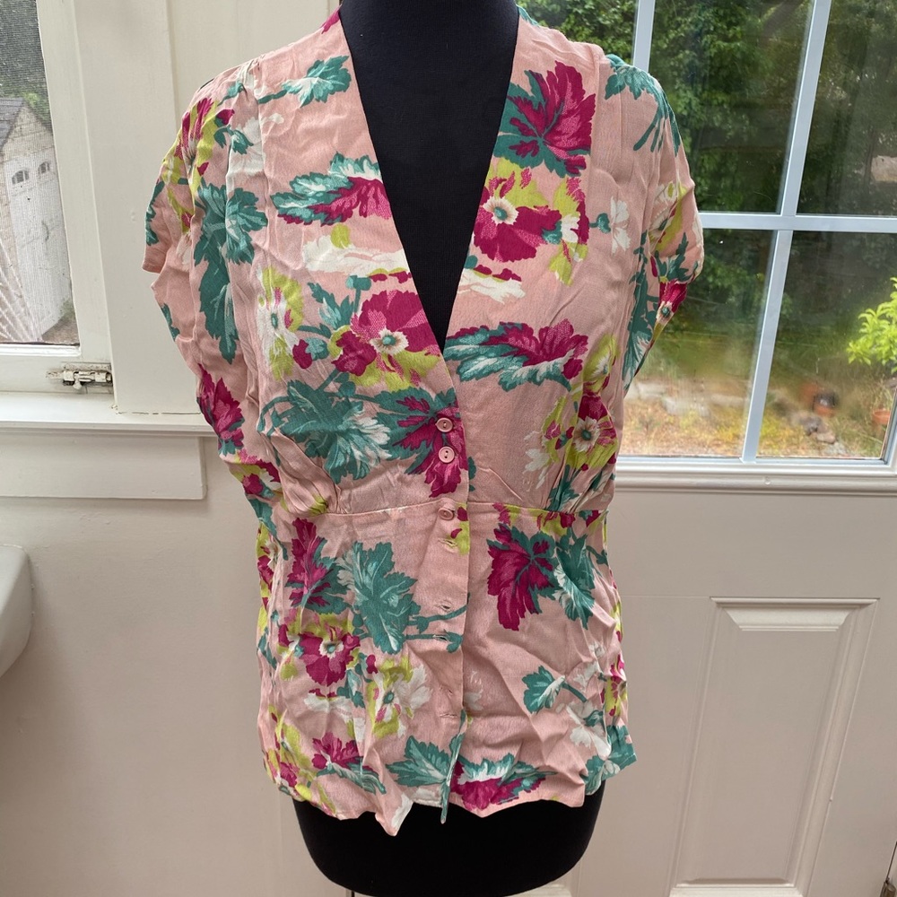 Beautiful Emily & Fin Floral Blouse xl
